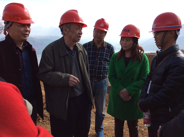 img_2295.jpg img_2295.jpg